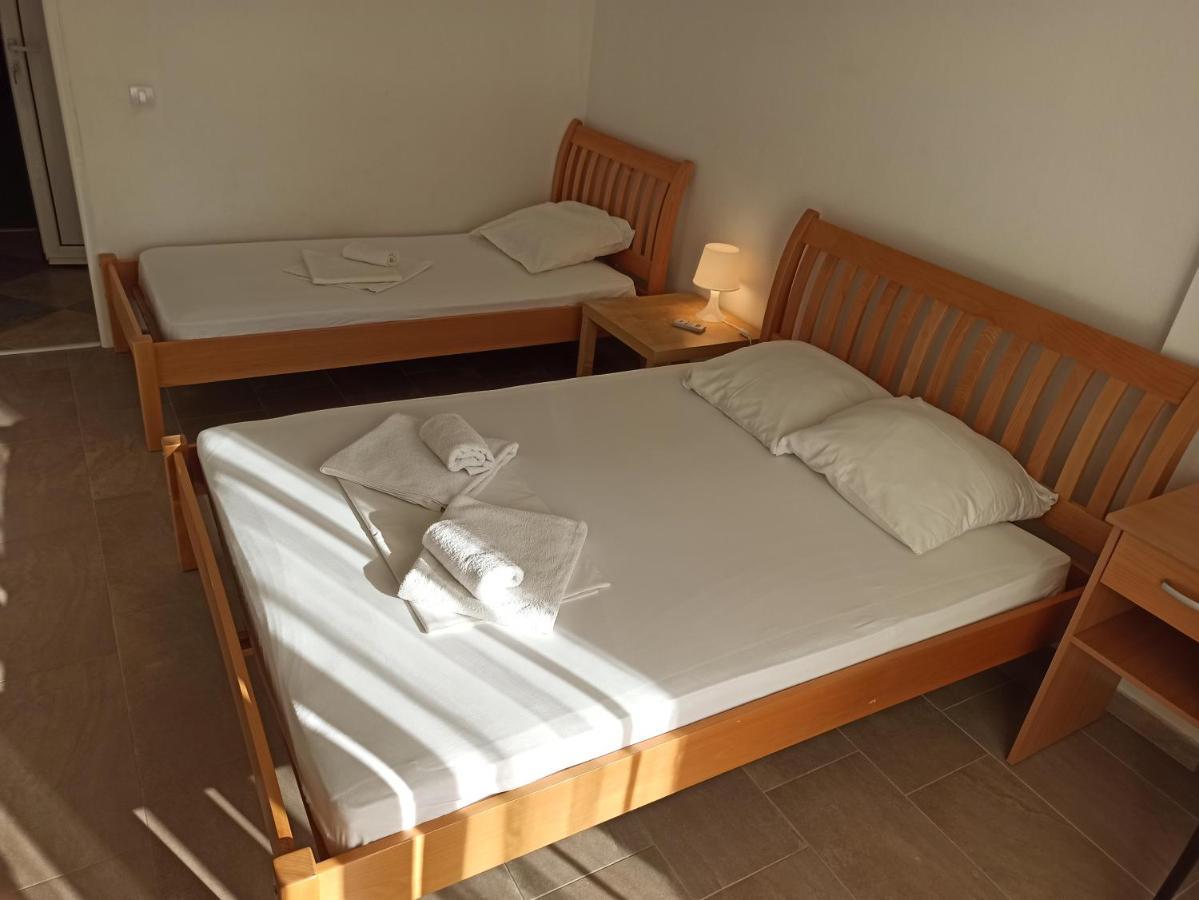 Apartment'S Meti Ulcinj Buitenkant foto