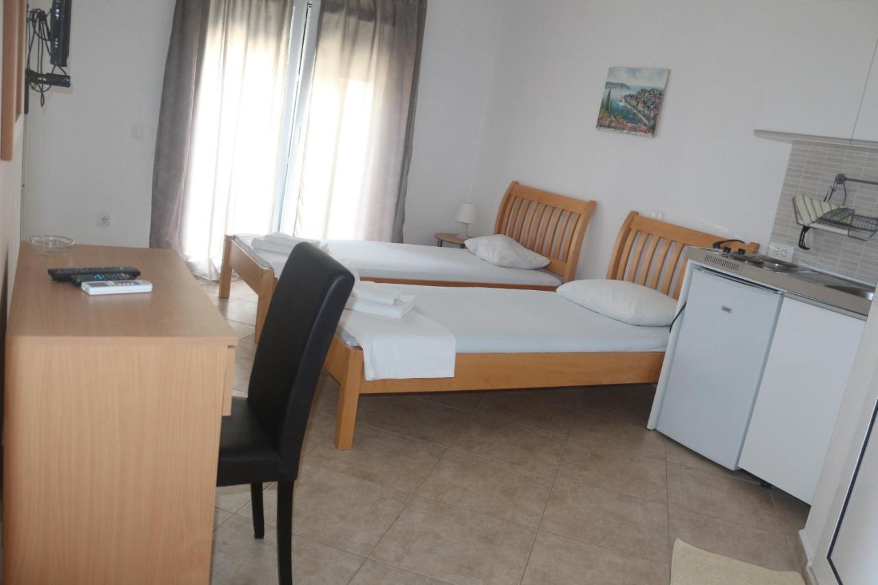 Apartment'S Meti Ulcinj Buitenkant foto