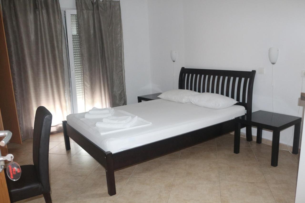 Apartment'S Meti Ulcinj Buitenkant foto