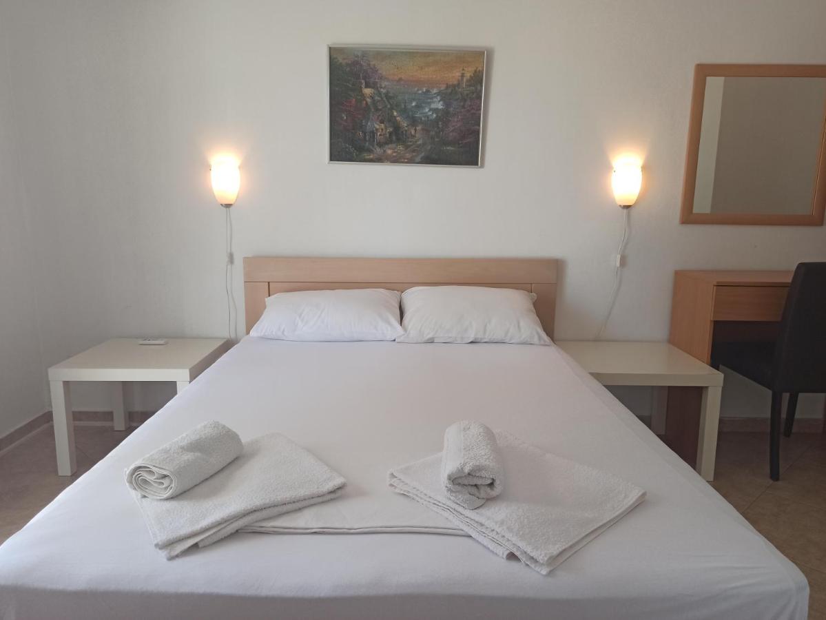 Apartment'S Meti Ulcinj Buitenkant foto