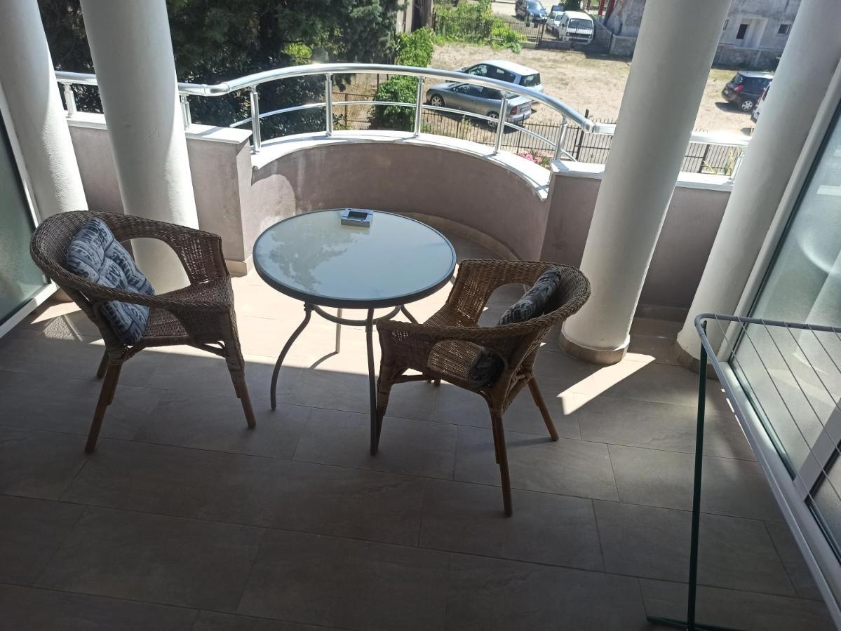 Apartment'S Meti Ulcinj Buitenkant foto