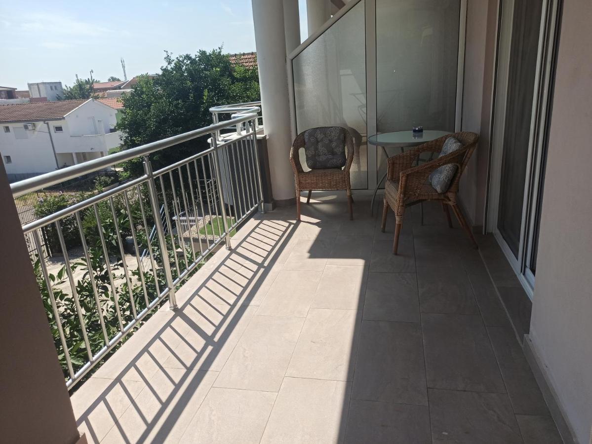 Apartment'S Meti Ulcinj Buitenkant foto