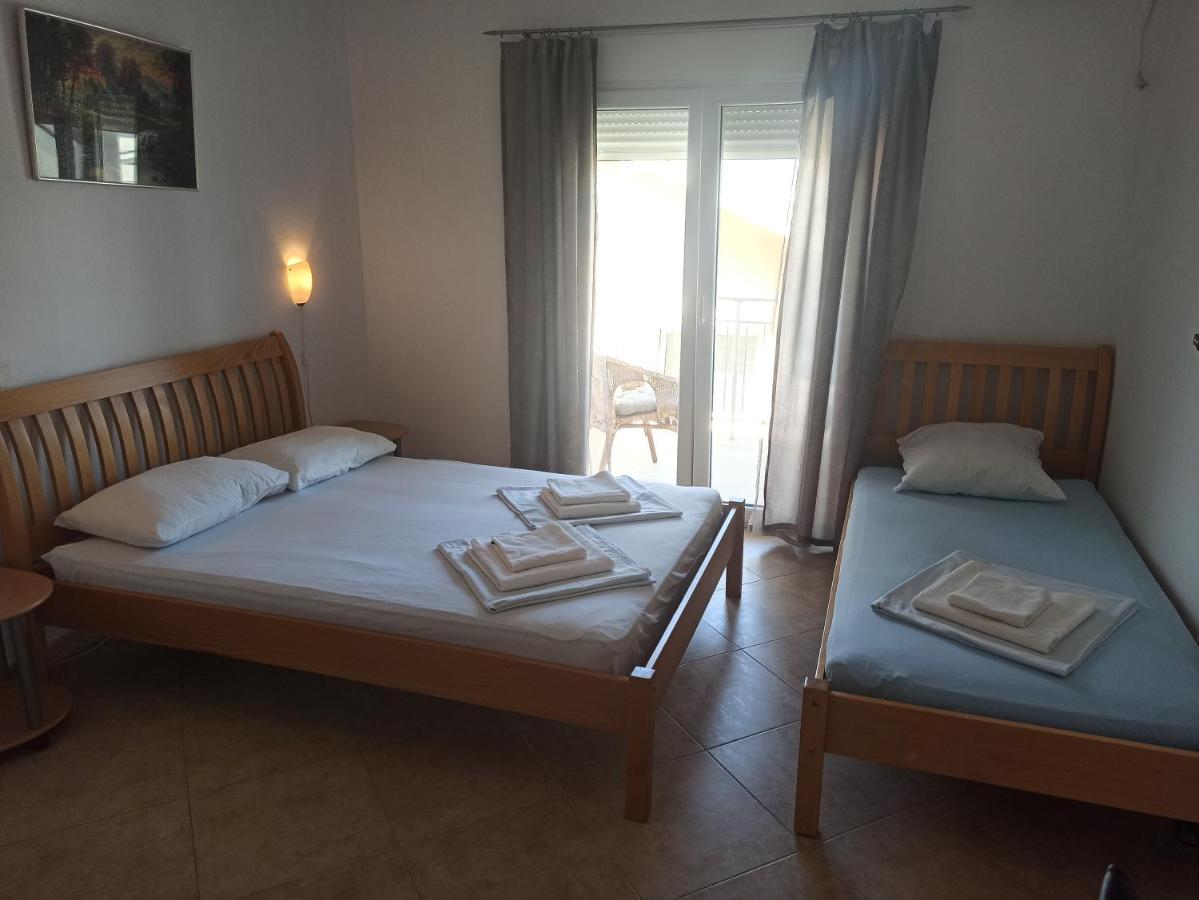 Apartment'S Meti Ulcinj Buitenkant foto