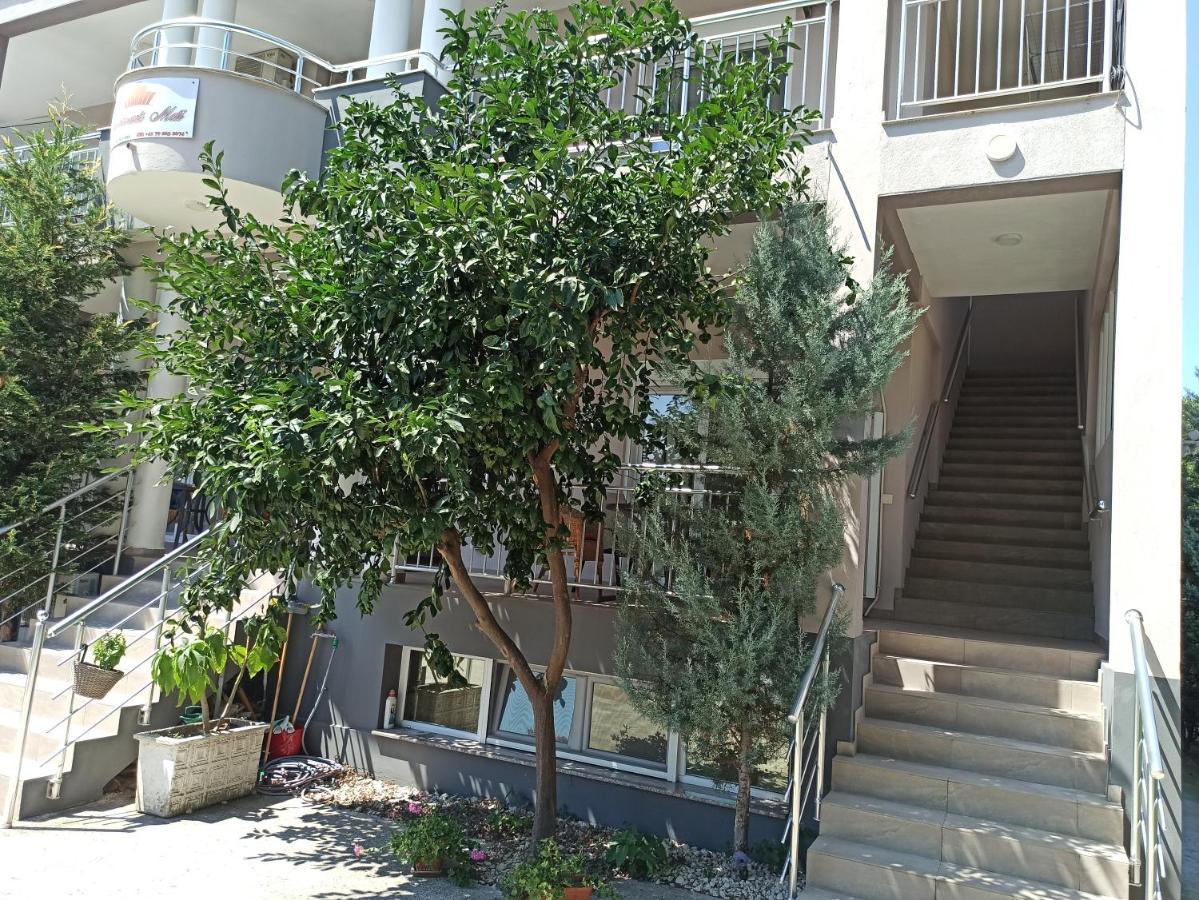 Apartment'S Meti Ulcinj Buitenkant foto