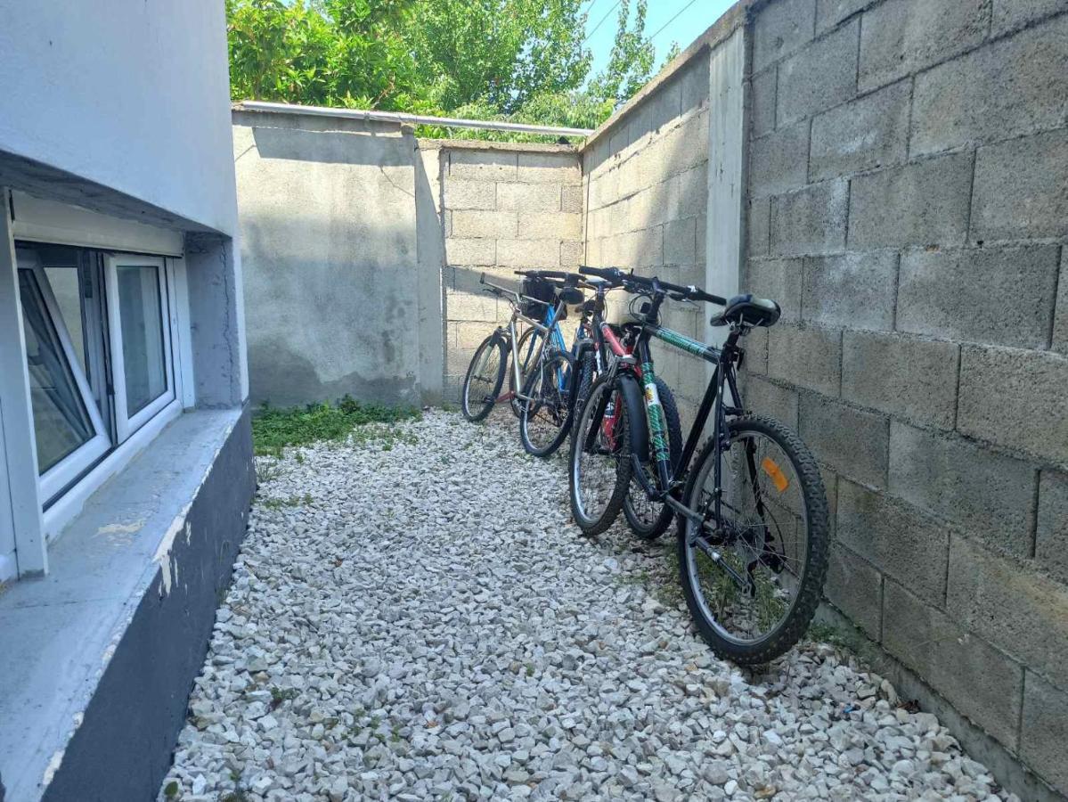 Apartment'S Meti Ulcinj Buitenkant foto