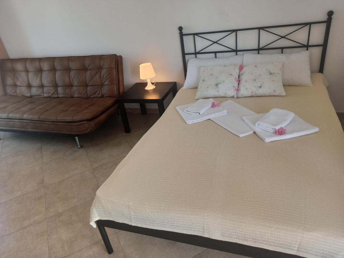 Apartment'S Meti Ulcinj Buitenkant foto