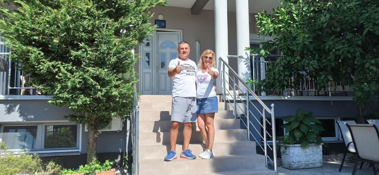 Apartment'S Meti Ulcinj Buitenkant foto