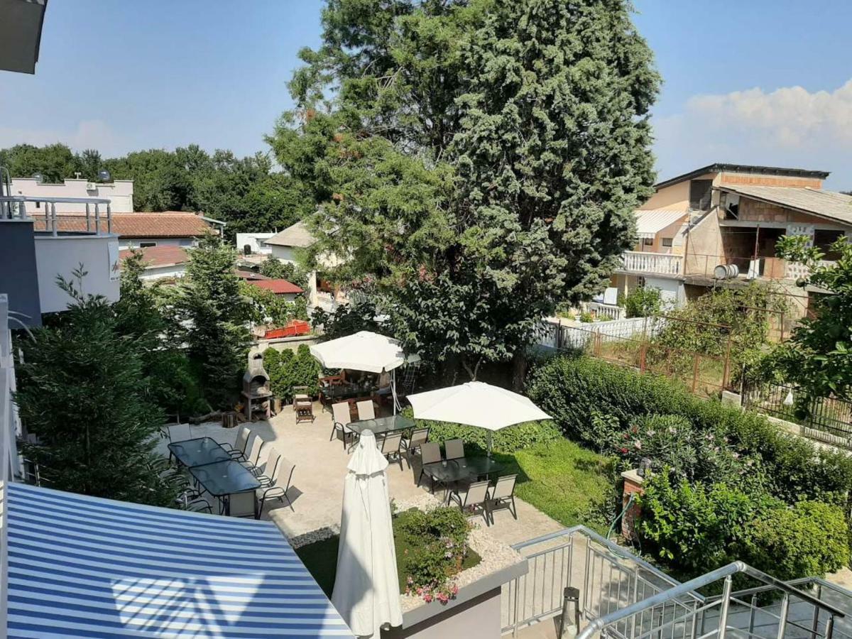 Apartment'S Meti Ulcinj Buitenkant foto